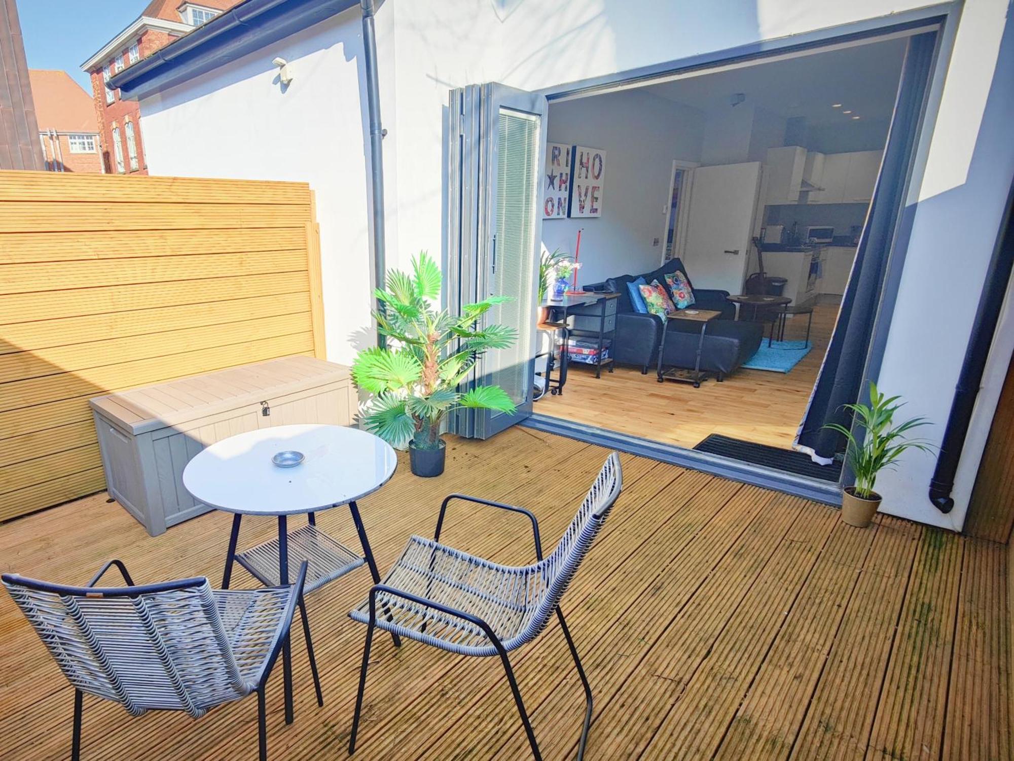 Modern Central Brighton Patio Flat - Free Parking! Zewnętrze zdjęcie